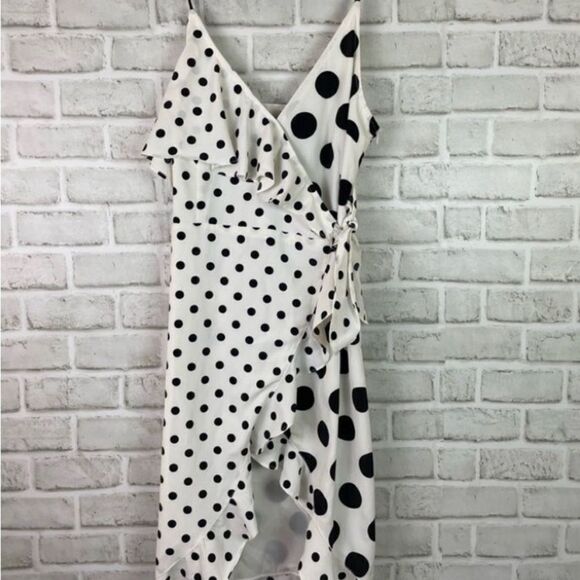 DO+BE Size Medium polkadot mini dress ties on side spaghetti straps adjustable - Picture 12 of 14